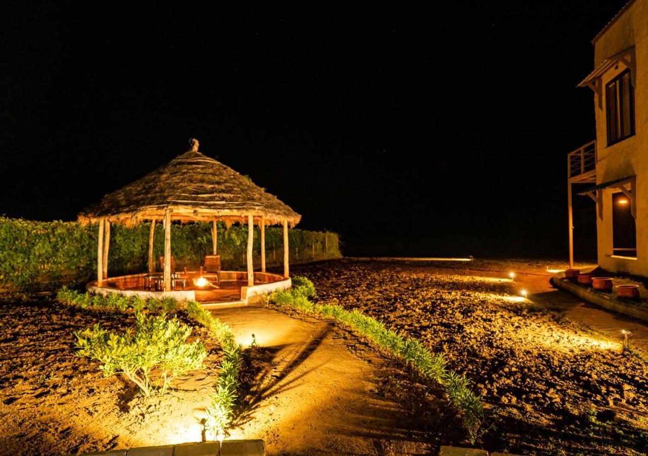 The Satpura Panchtatva Villa Khāpa Eksteriør billede