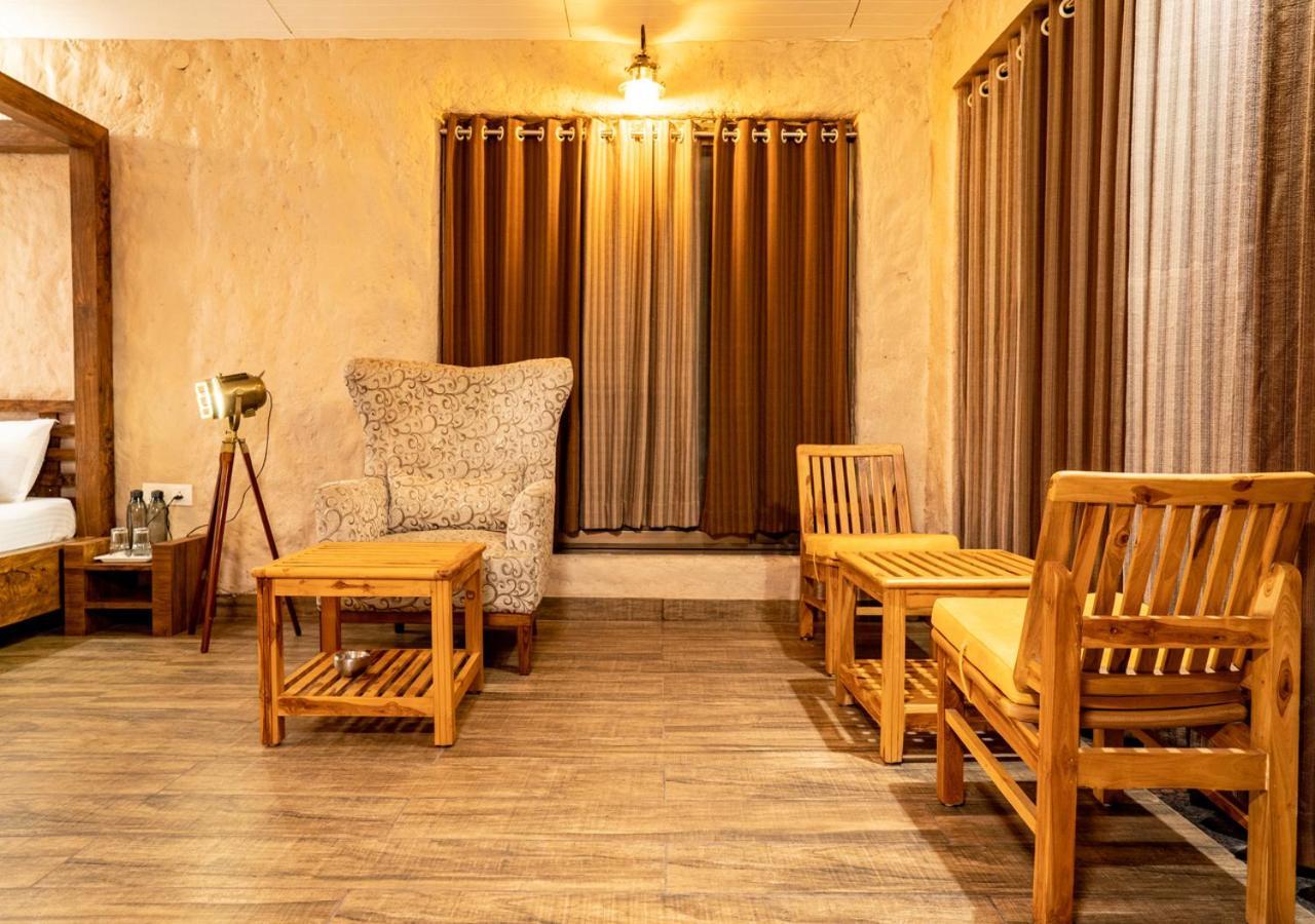The Satpura Panchtatva Villa Khāpa Eksteriør billede