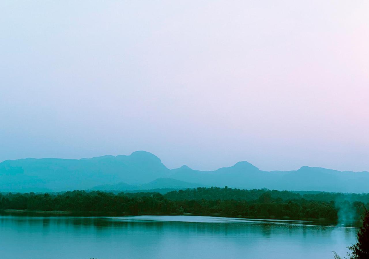 The Satpura Panchtatva Villa Khāpa Eksteriør billede